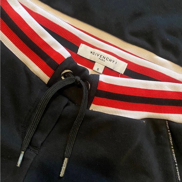 Givenchy 2pcs girls - Picture 2 of 5